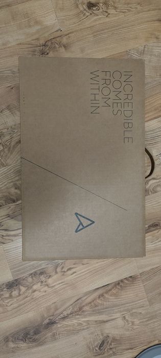 Laptop Asus ZenBook 14 nowy nie otwierany gwarancja 3 lata od producen