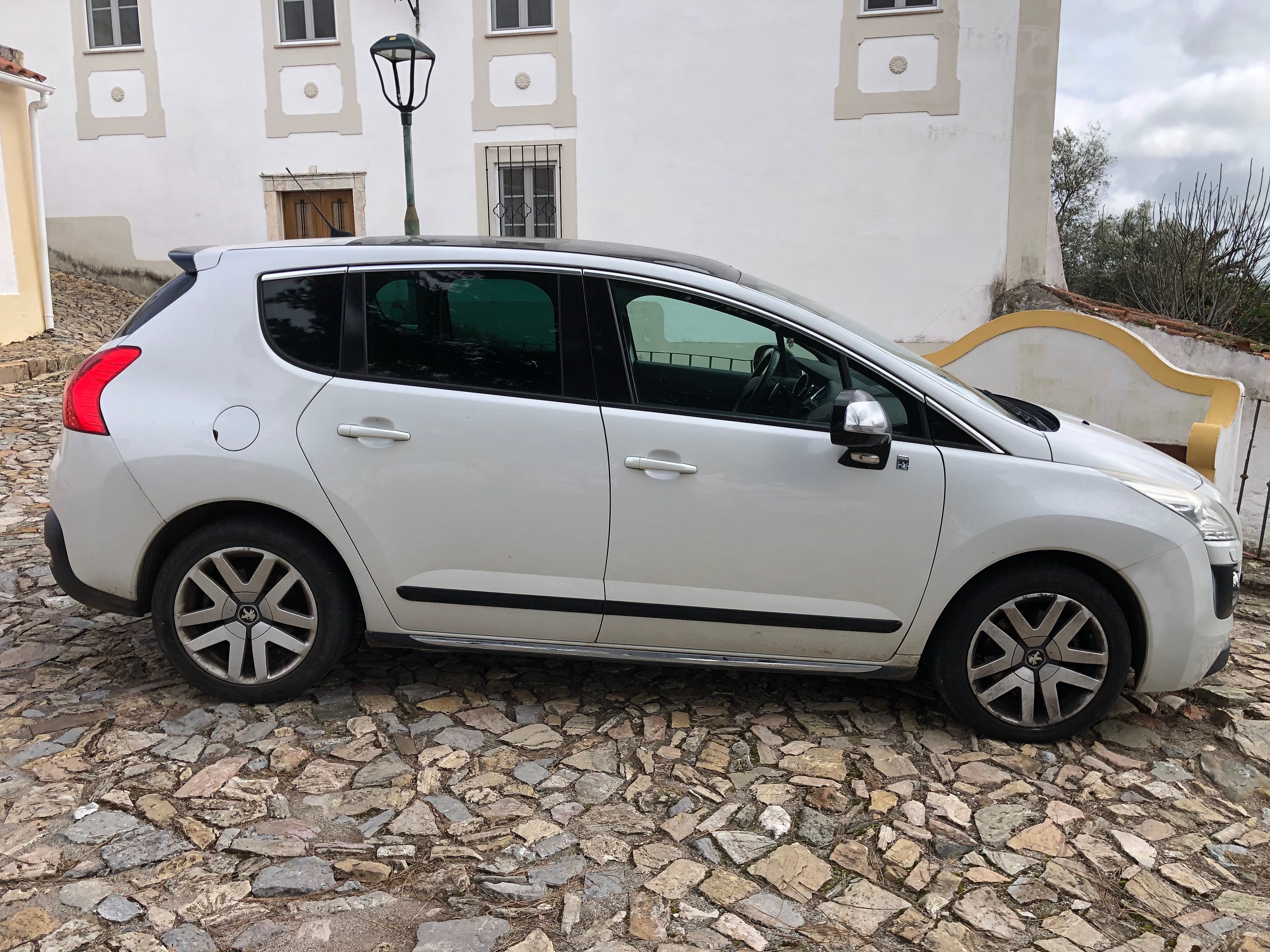 Peugeot 3008 2.0 HDi Hybrid4