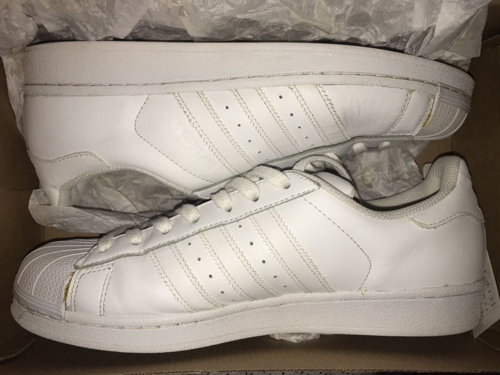 Adidas Superstar 42