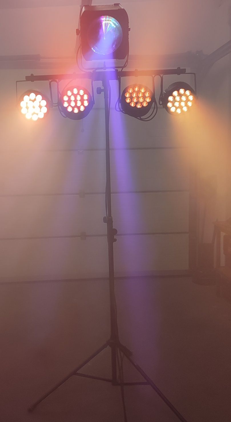 Belka DJ (4 x LED par + revo 4)