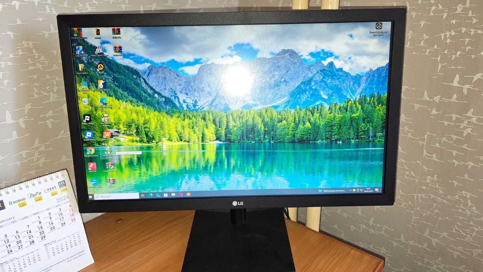 Komputer stacjonarny plus monitor itp