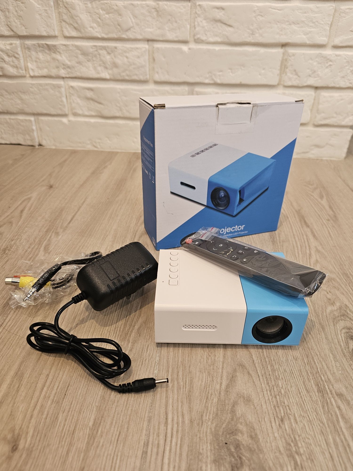 Projektor Mini HDMI USB