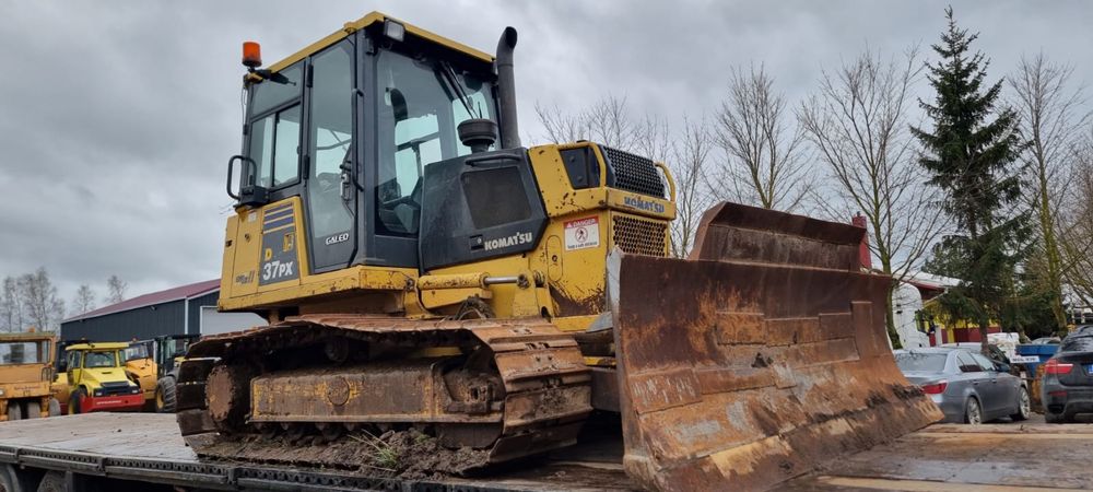 Продам бульдозер  Komatsu D 37 -PX 21