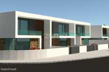 Lote para construção de Moradia Unifamiliar