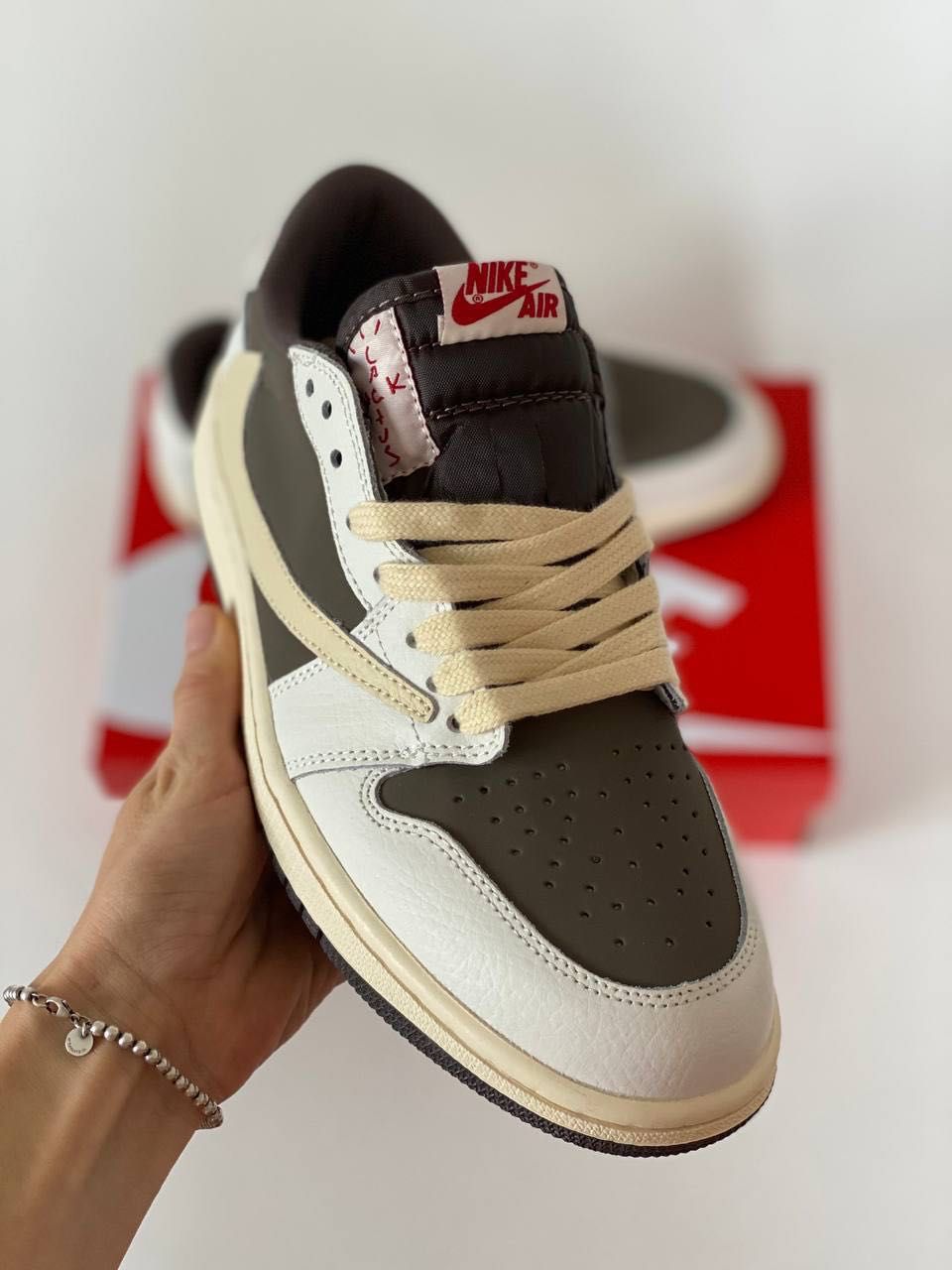 Кроссовки Nike Air Jordan 1 Low x Travis Scott Sail and Ridgerock