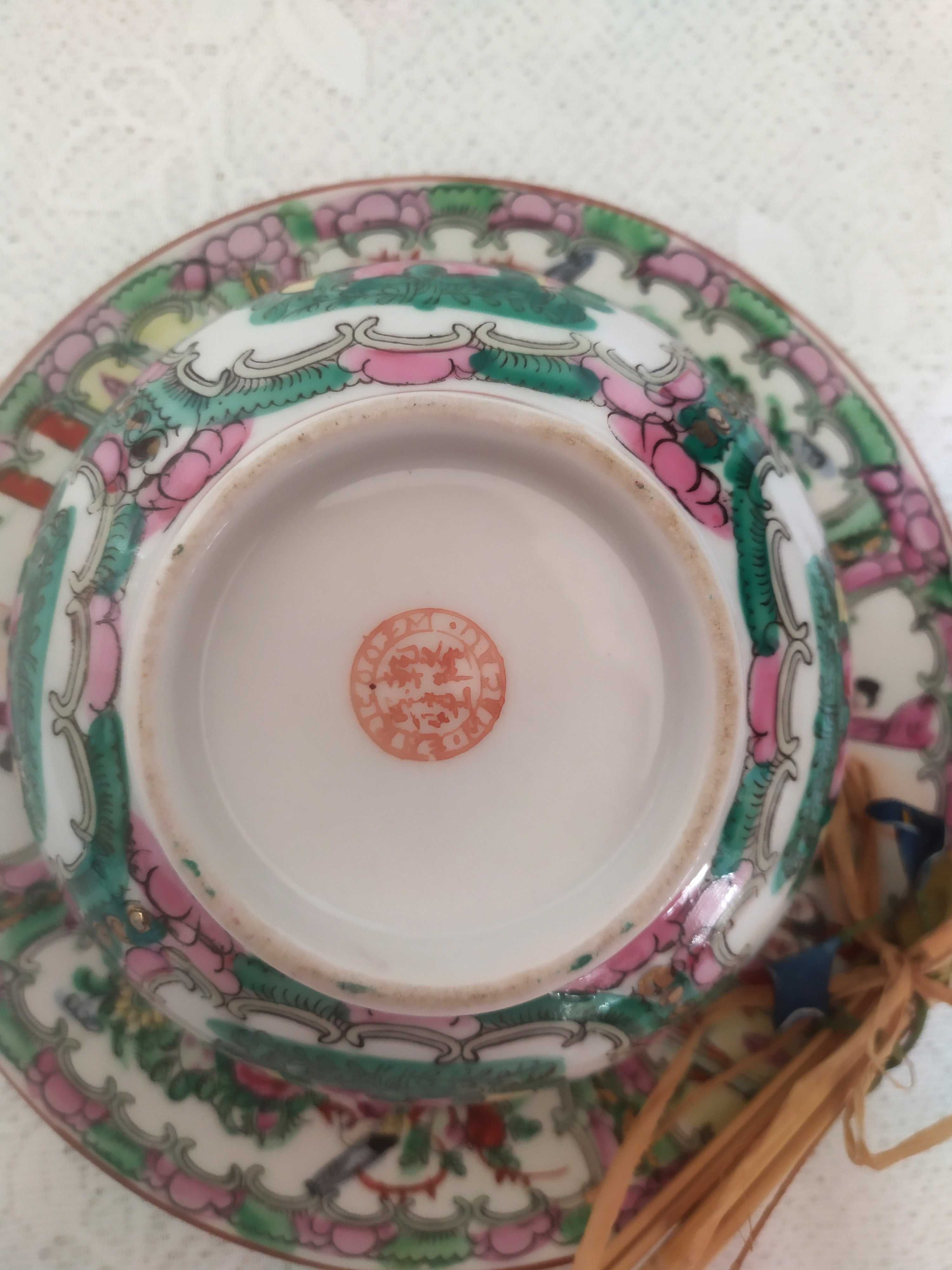 Taça e Prato porcelana - Fabricado em Macau - Vintage