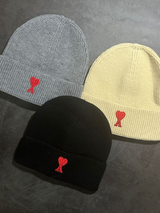 Шапка молочная ami шапка ami шапка ami paris  шапка ами чорная