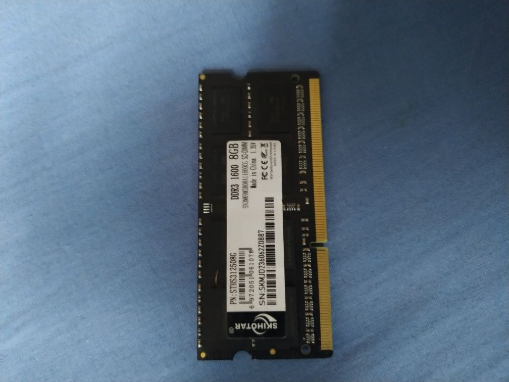 So-DIMM 8gb  DDR3-1600 на чіпах SKhinyx