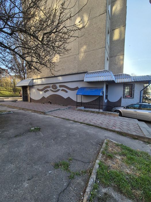 Продам приміщення вільного призначення