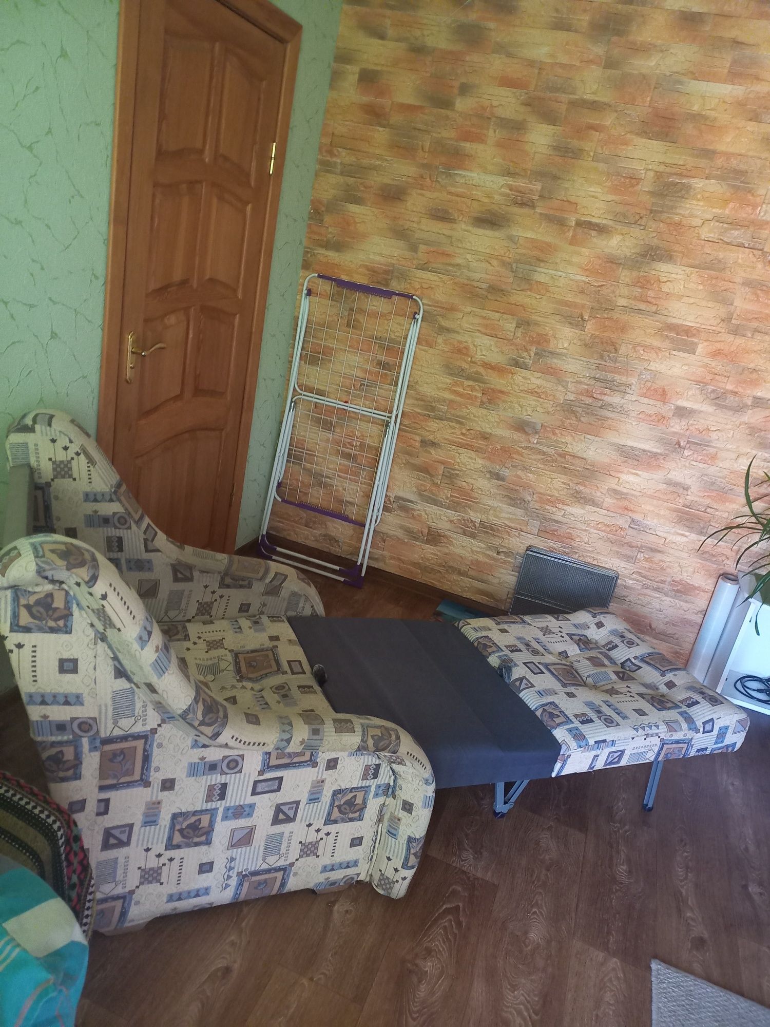Продам кресло - кровать б/у