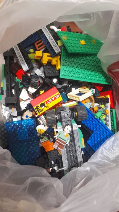 Конструктор лего .