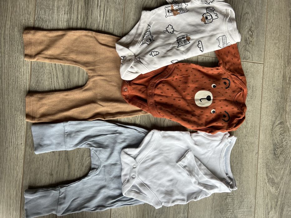 Набір одягу на новонародженого хлопчика 0-1 можна у пологовий