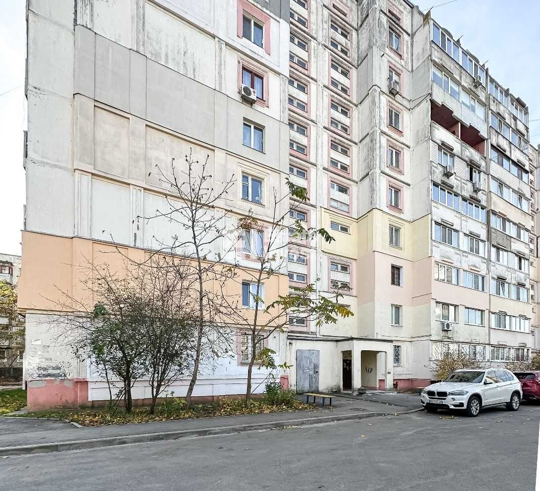 У продажу 3 к. квартира на пр. Льва Ландау, 156