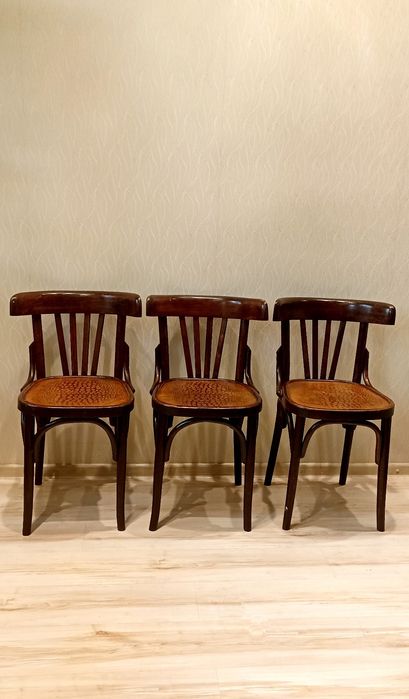 Стулья венские старинные антикварные, крепкие .
