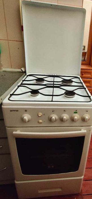 Продам газову плиту Gorenje