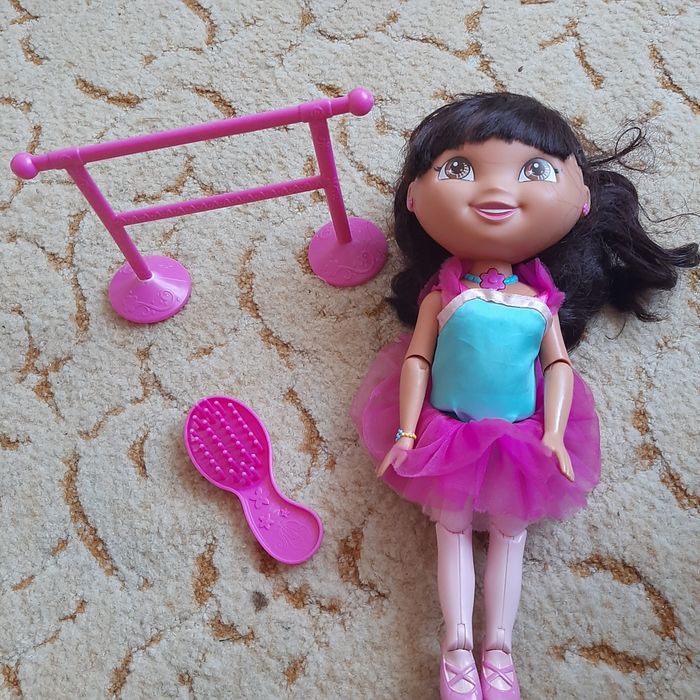 Lalka Dora baletnica z akcesoriami