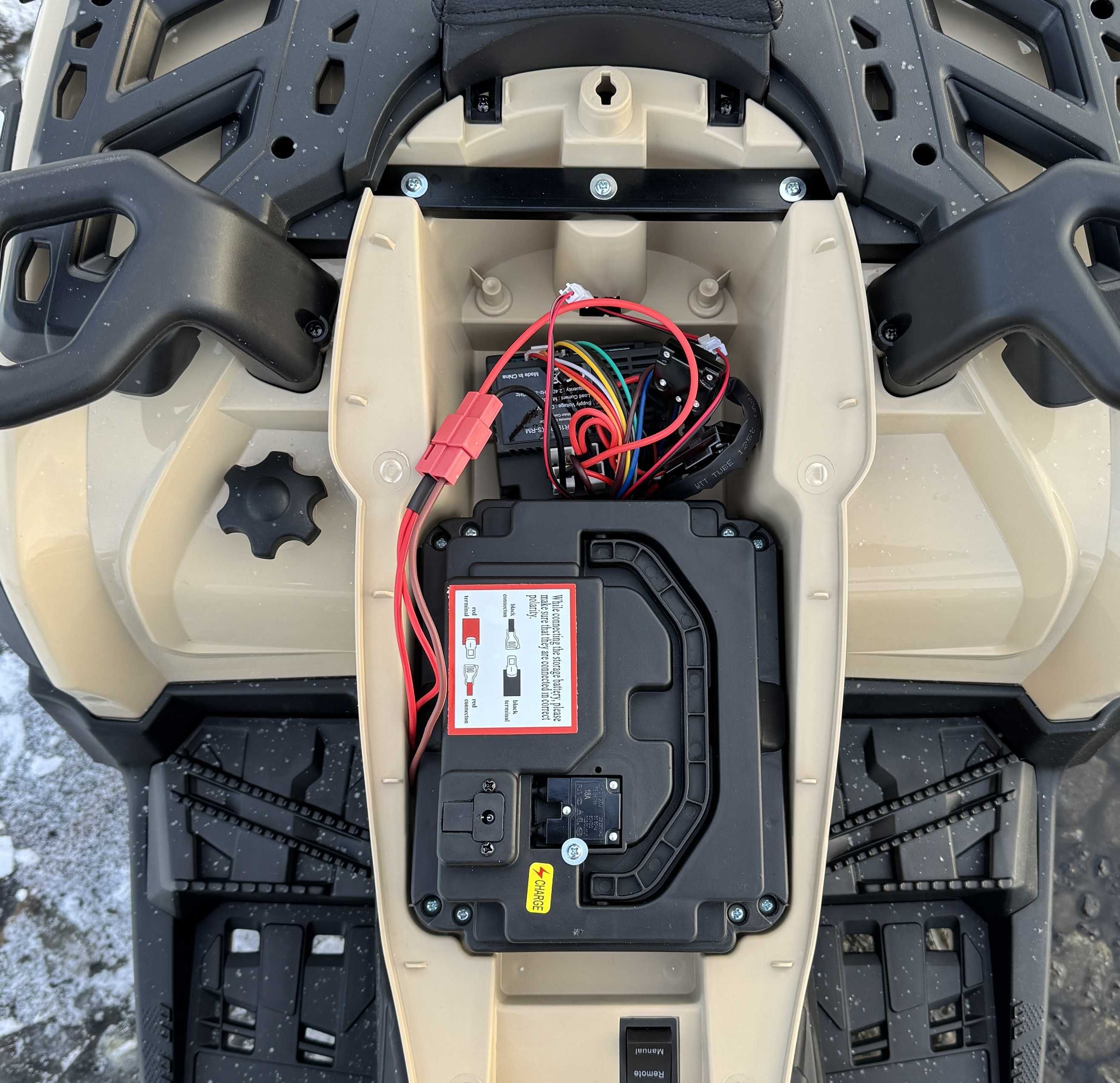 QUAD elektryczny 4x4 CAN-AM dla dzieci auto na akumulator + PILOT