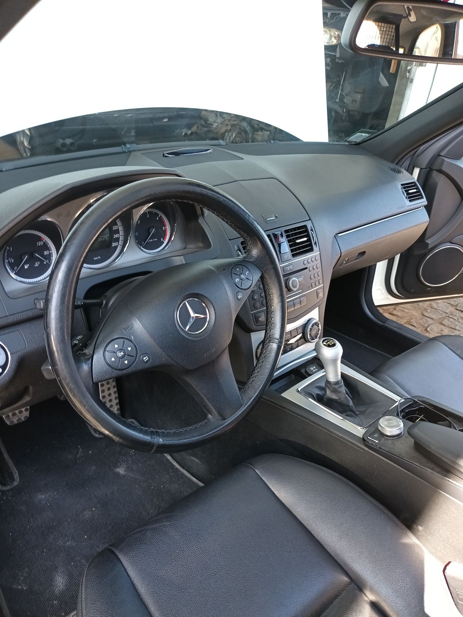 Mercedes c200 extras AMG