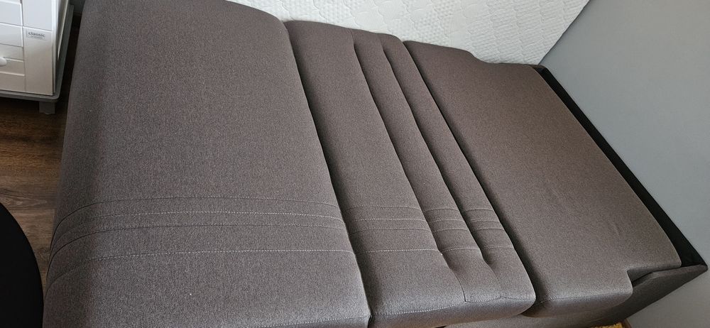 Dwuosobowa sofa rozkładana