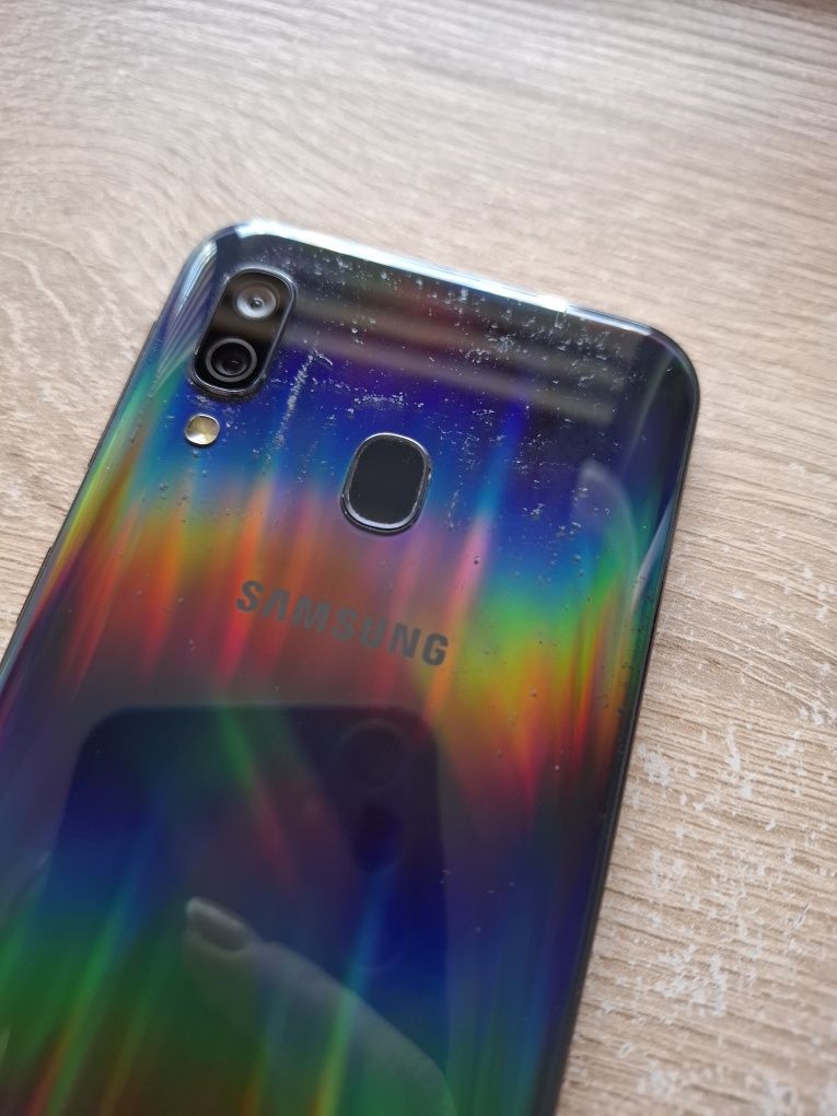 Telefon smartfon Samsung Galaxy A40 4/64 GB