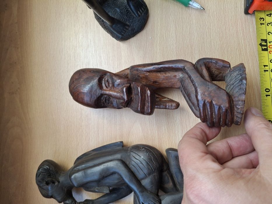 4 estatuetas madeira africana