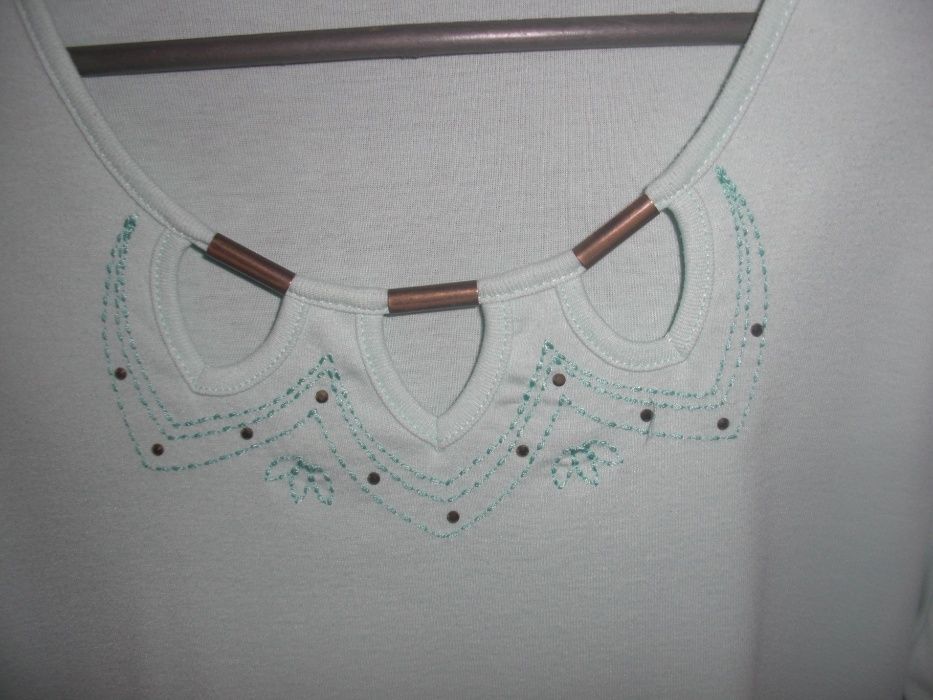 блуза нежно зеленого цвета р 54