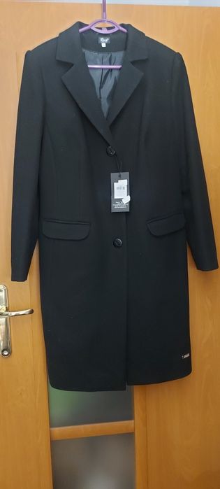 Płaszcz czarny Rock rozmiar 46