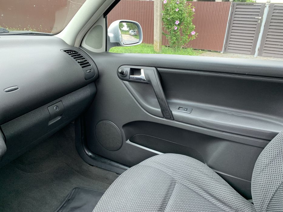 Volkswagen Polo 1.0 газ/бензин 2000