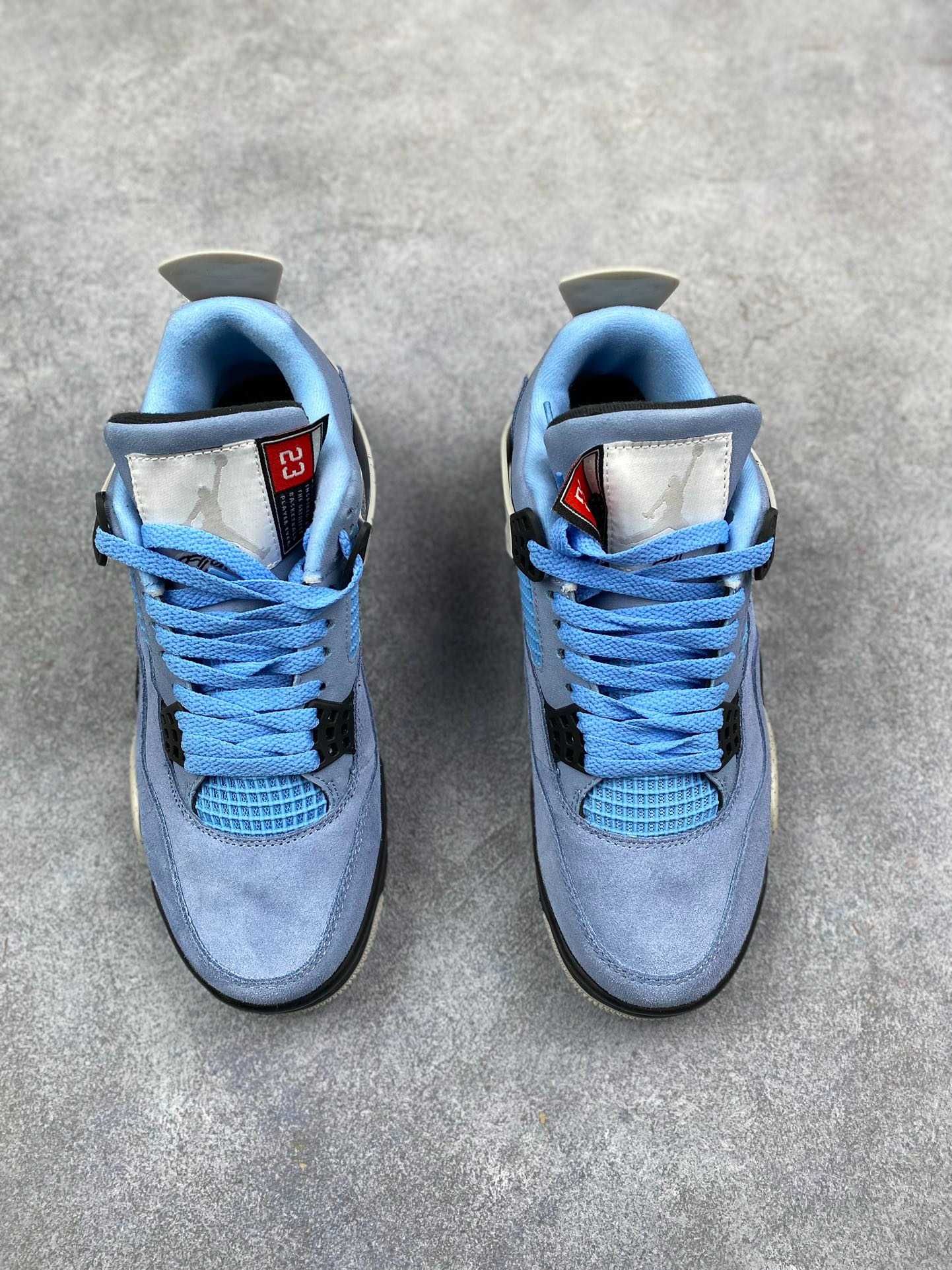 Air Jordan 4 Retro UNC blue