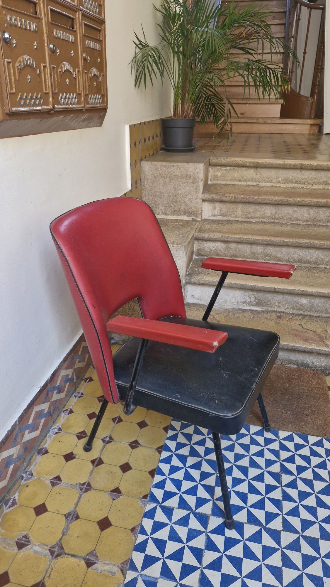 Cadeira napa anos 60