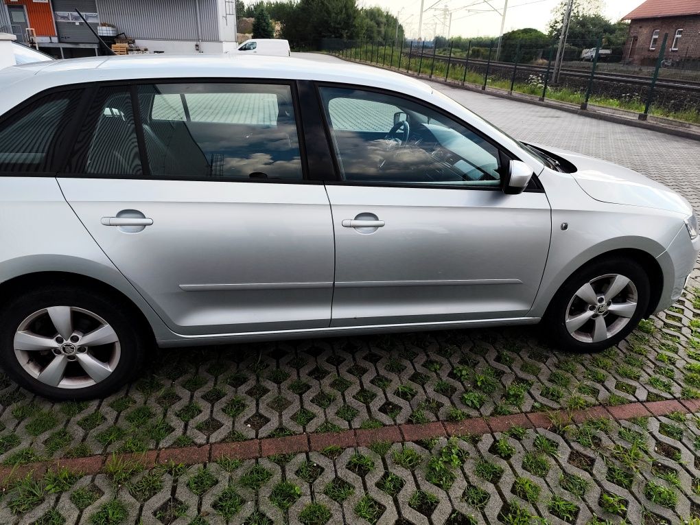 Skoda Rapid 1.2 TSI 86 KM |