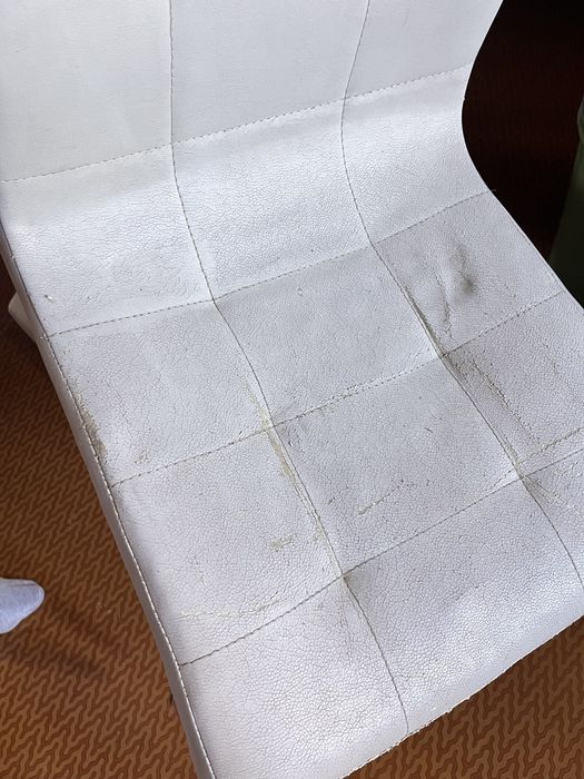 Стільці під реставрацію