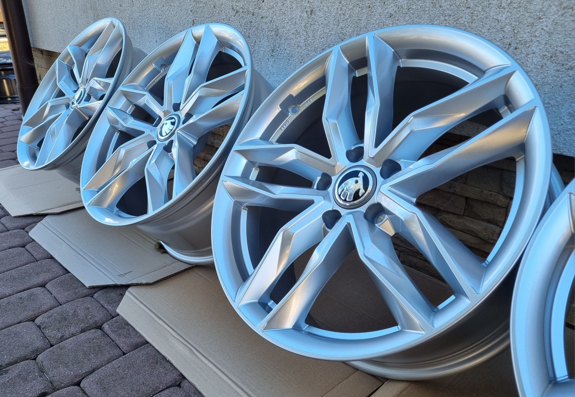 5x112 18 SKODA NOWE ALUFELGi Superb 1 2 3 Octavia VRS Kodiaq