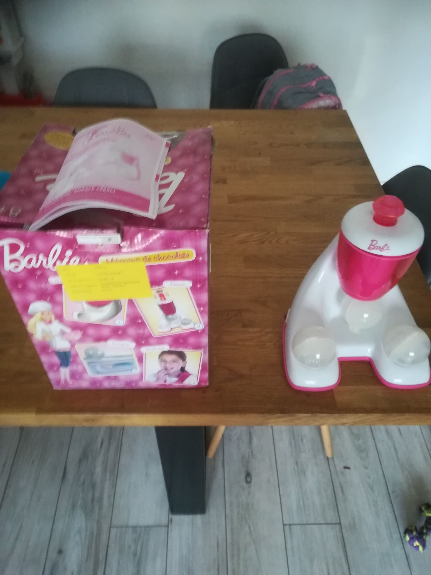 Barbie automat maszyna do czekoladek