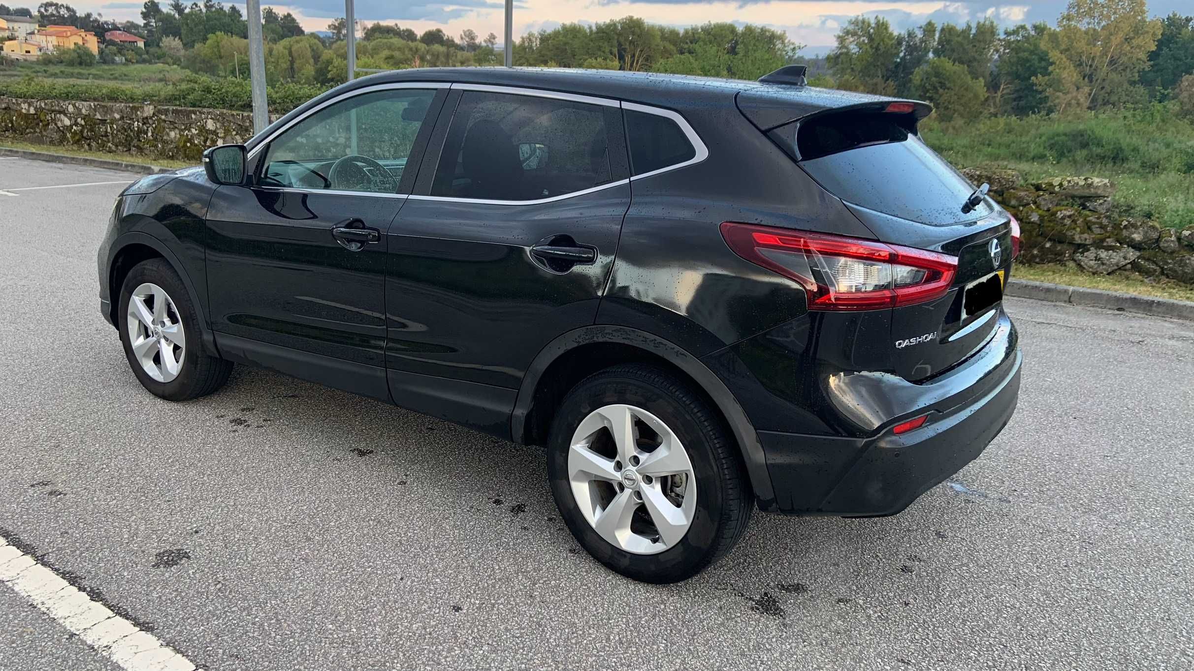 Nissan Qashqai 1.2 DIG-T Tekna Premium-24800 Kmos-Nacional-2019