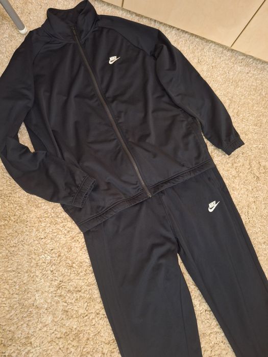 Спортивний костюм Nike