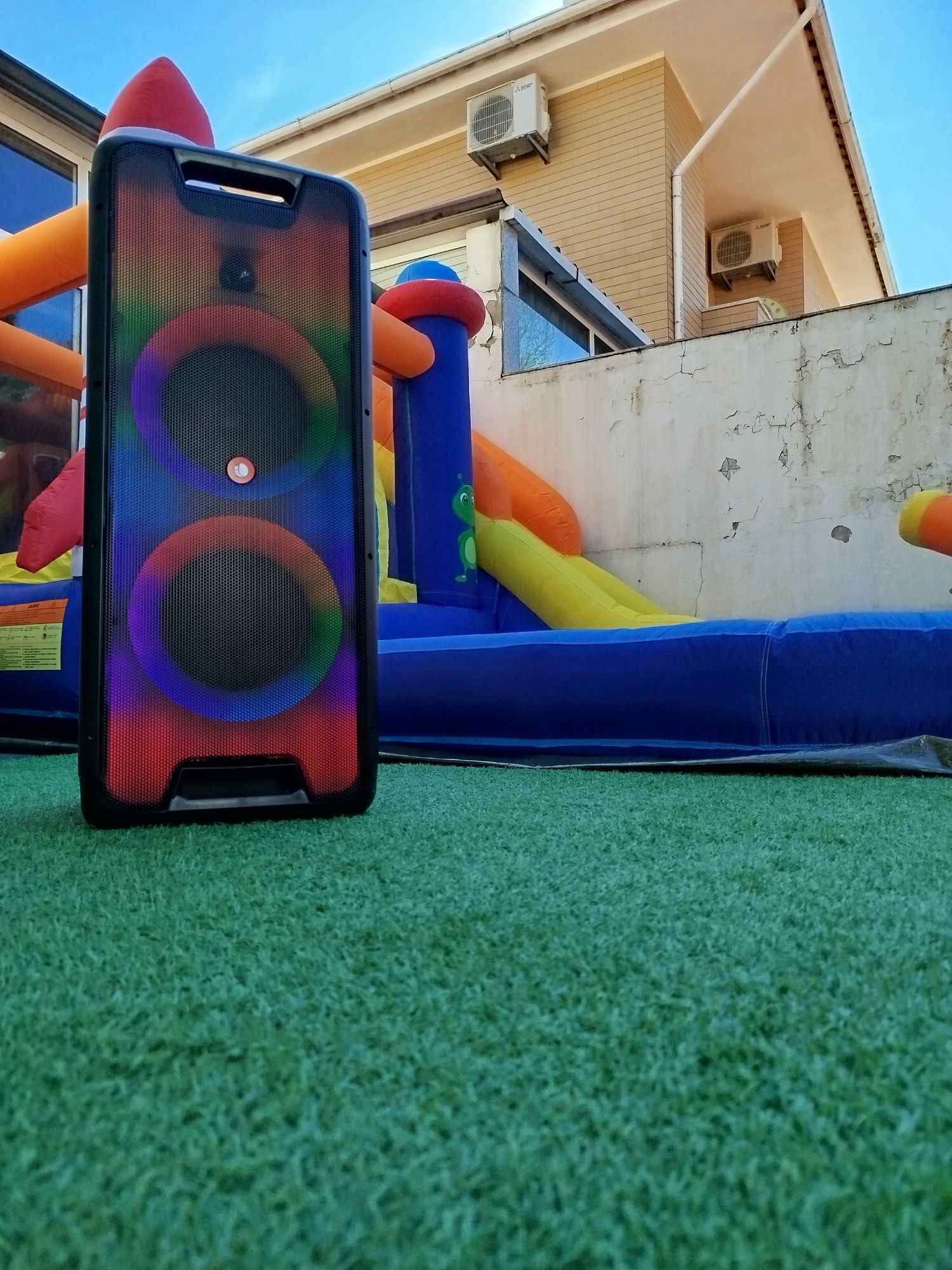 Insuflável + pack criança aluguer