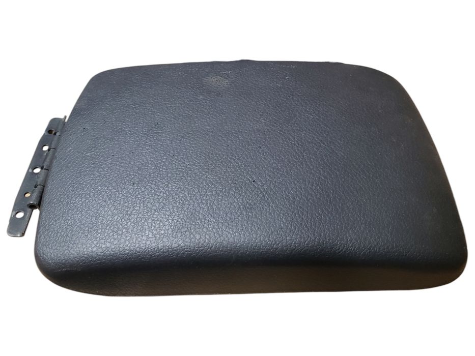 Крышка подлокотника пластик Subaru Impreza 2007-2013 разборка