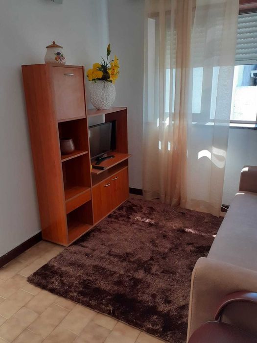 Arrenda-se casa tipo T2 equipada e mobilado zona central Águeda