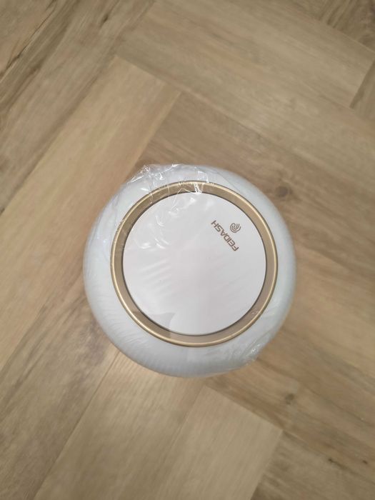 Biały ryflowany kosz na śmieci 9,5l