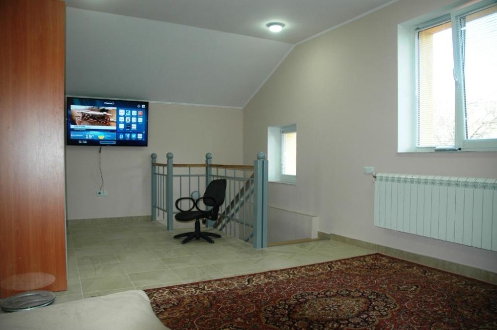 Частина особняка подобово у Львові.