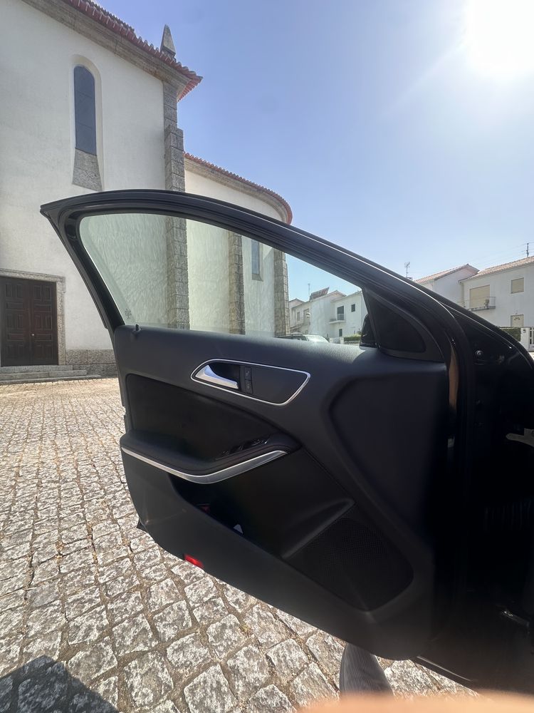 Mercedes Classe A 180 pack AMG