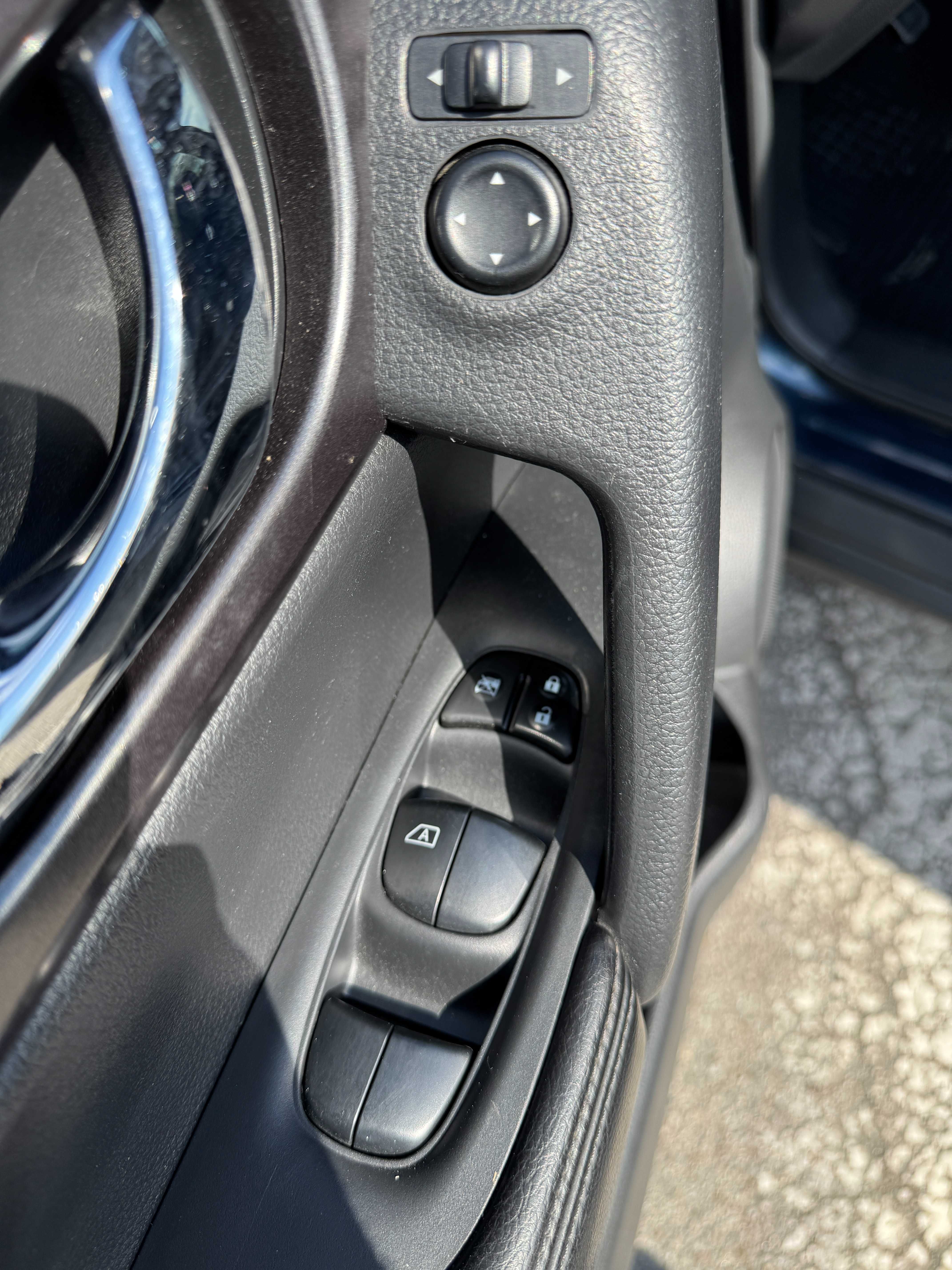 NISSAN ROGUE S 2015 AWD Повний привід
