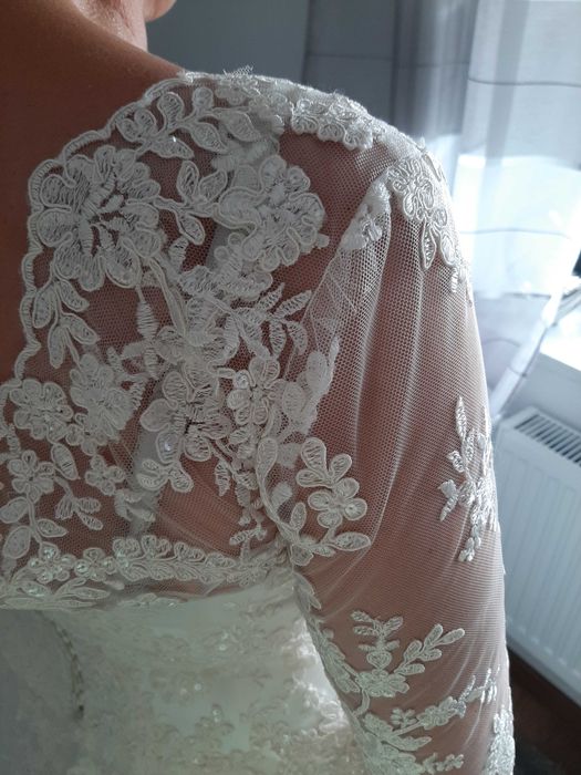 Suknia ślubna kolor śmietanka