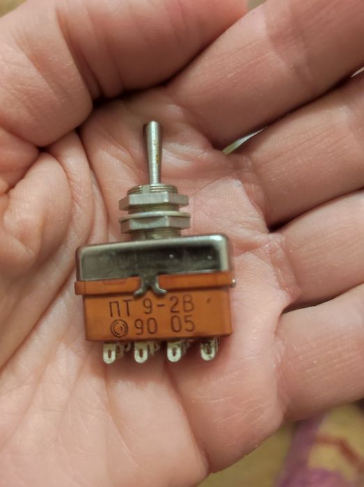 Перемикач ПТ2-40В і ПТ9-2В