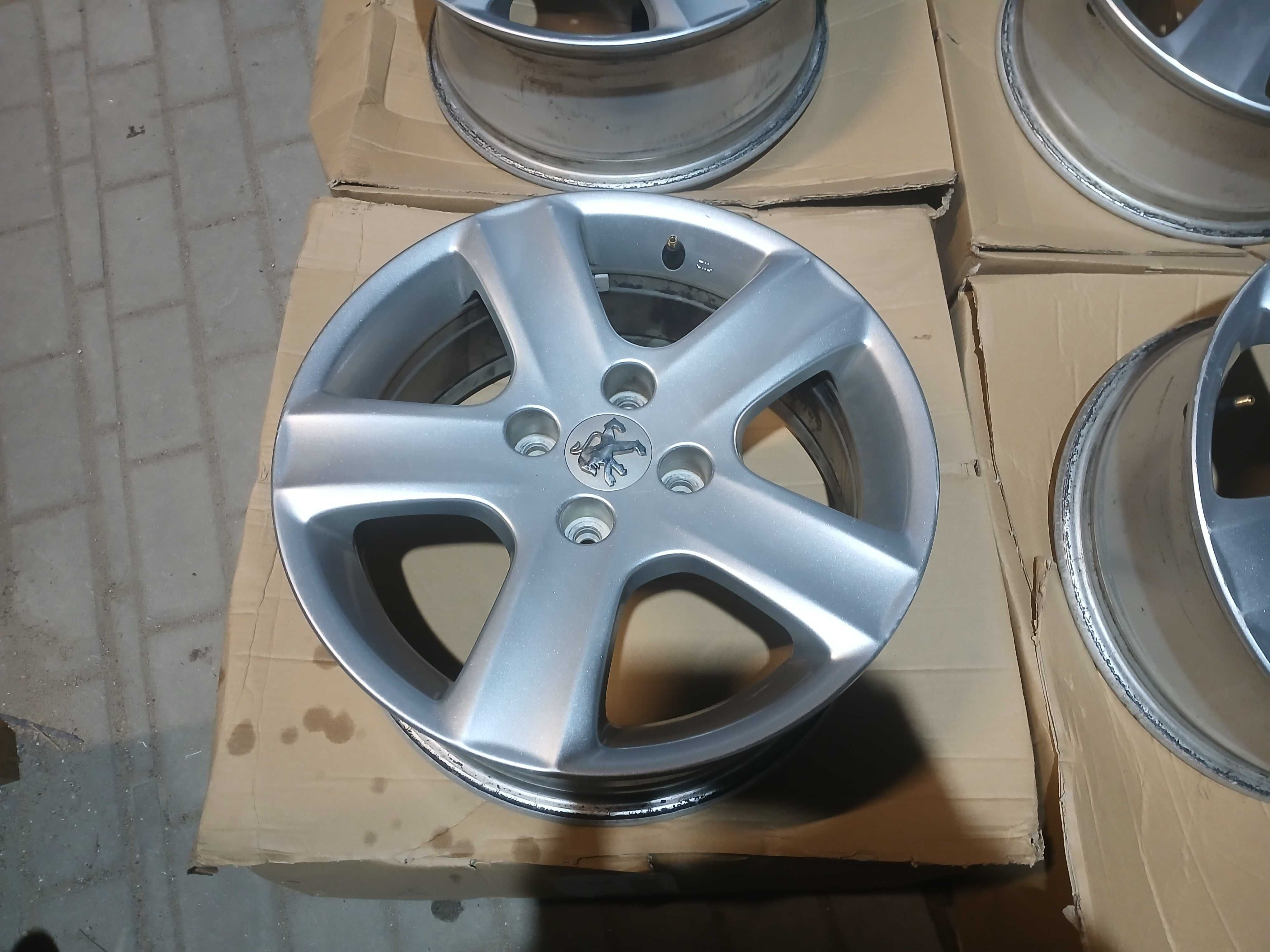 4x felgi 16 4x108 Peugeot 2008. 208 Partner Citroen C3 C4 Berlingo Ely