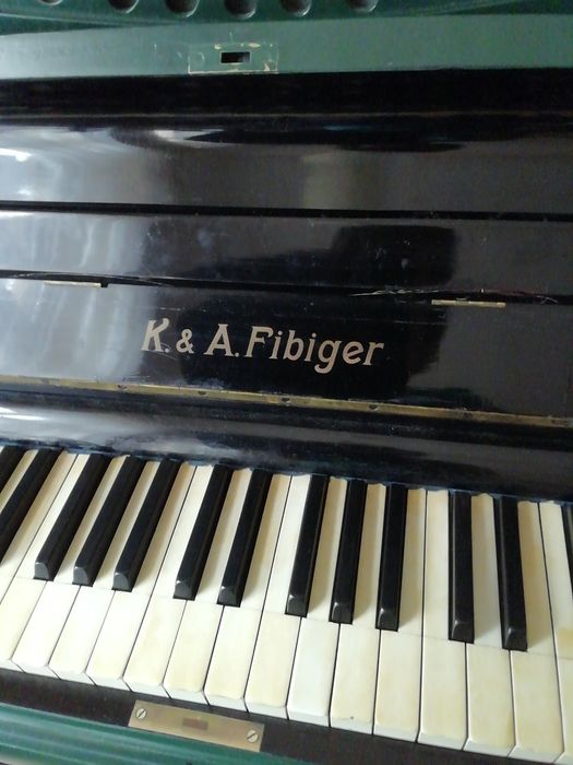 Stare pianino Fibiger
