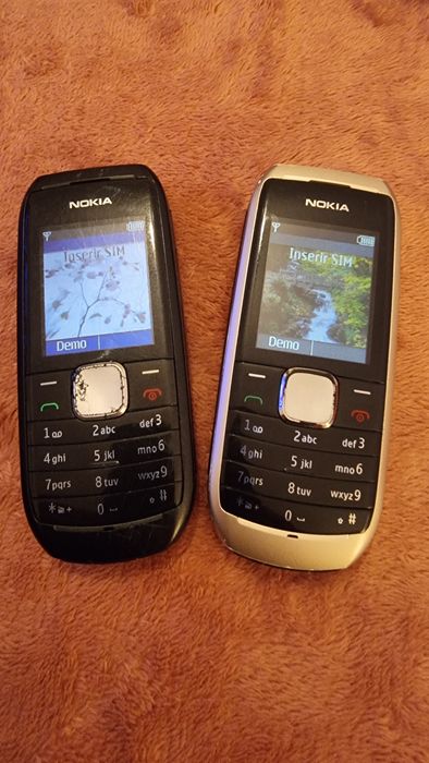 2 Telemóveis Nokia 1800 (Preto e Prata) RETRO