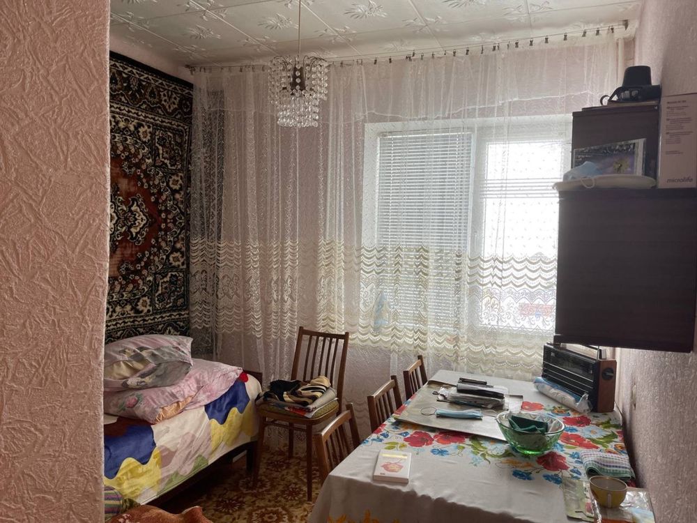 Продам СРОЧНО квартиру 4-х комн. в г.Курахово