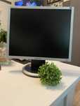 Monitor Samsung Sync Master 940N +kabel